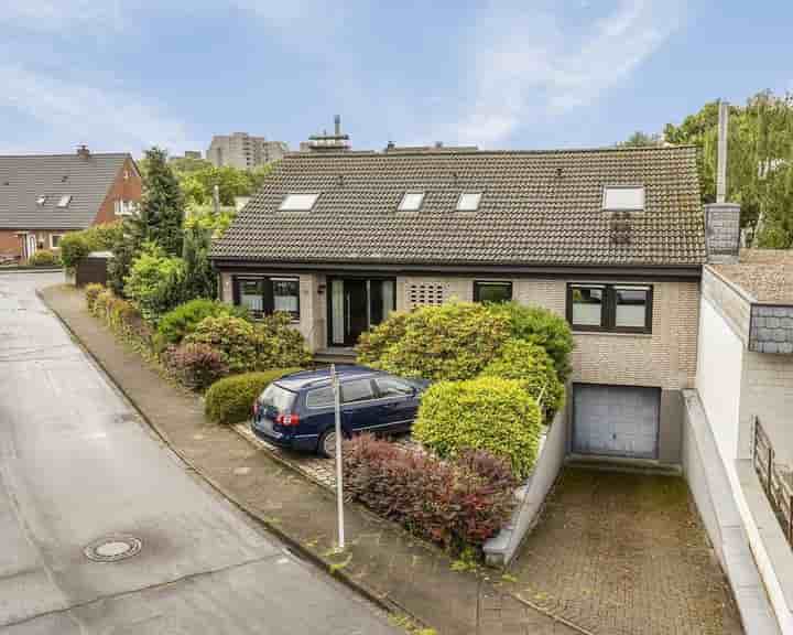 Casa in vendita a 40880 Ratingen