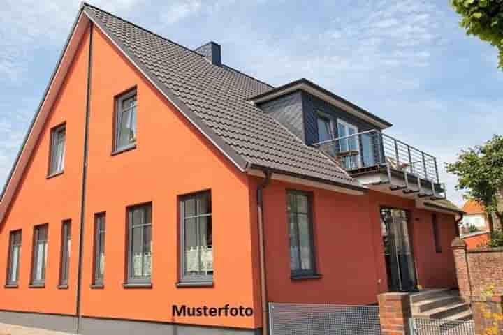 House for sale in 04774 Dahlen