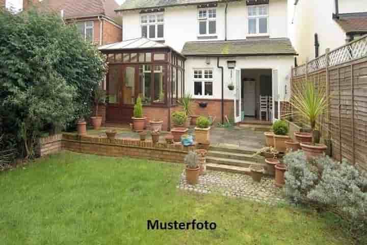 House for sale in 85551 Kirchheim b. München