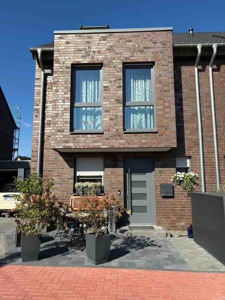 House for sale in 40764 Langenfeld                   - Nordrhein-Westfalen