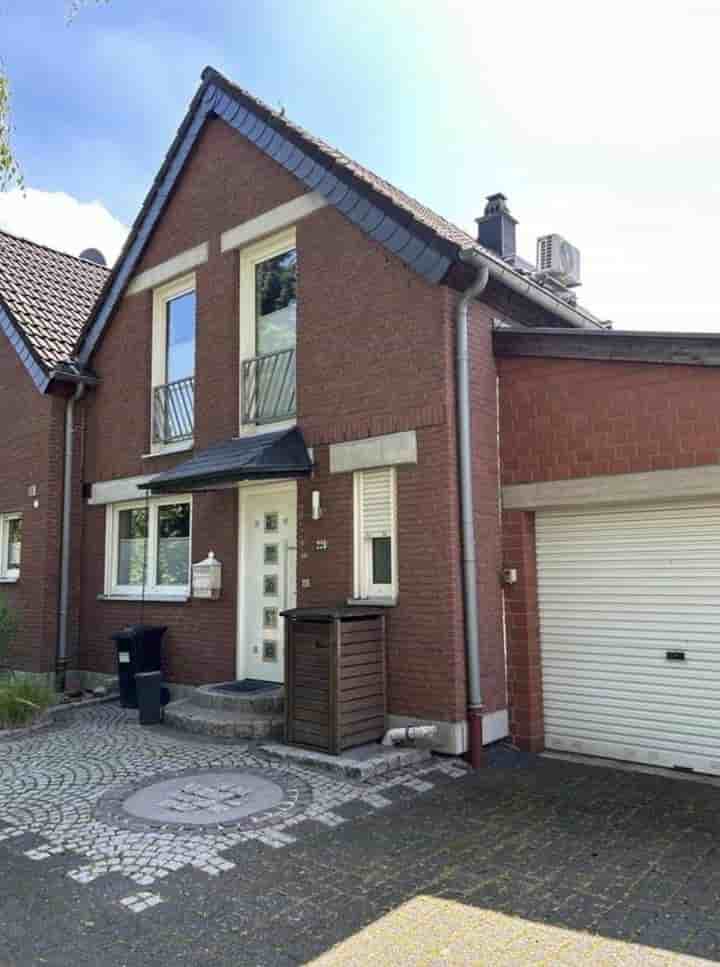 Hus till salu i Sittardsberger Allee 228                   47249 Duisburg                   - Nordrhein-Westfalen