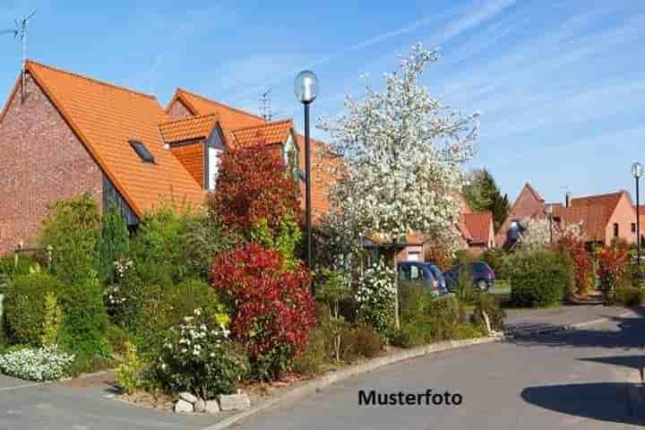 House for sale in 04654 Frohburg