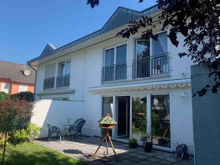 Casa en venta en 53757 Sankt Augustin