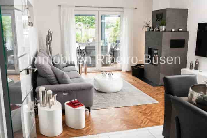 Дом для продажи в 41066 Mönchengladbach / Bettrath-Hoven                   - Nordrhein-Westfalen