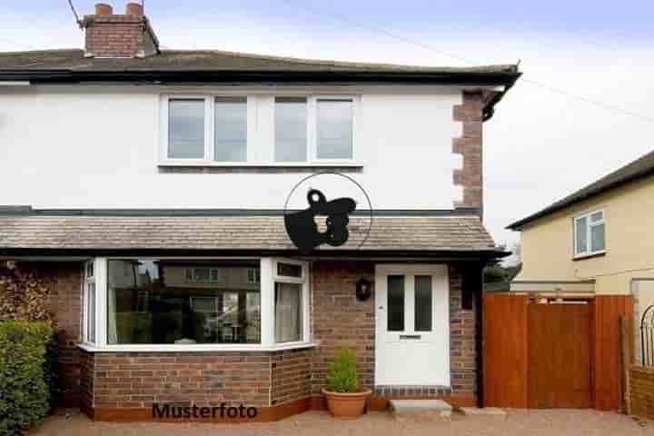 House for sale in 04600 Altenburg