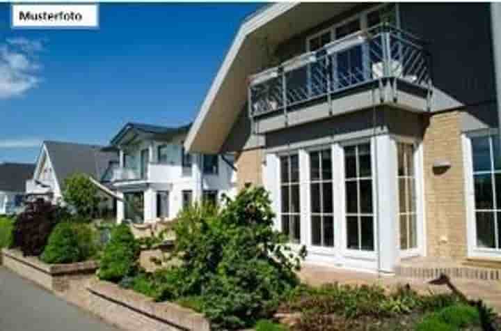 House for sale in 01773 Altenberg