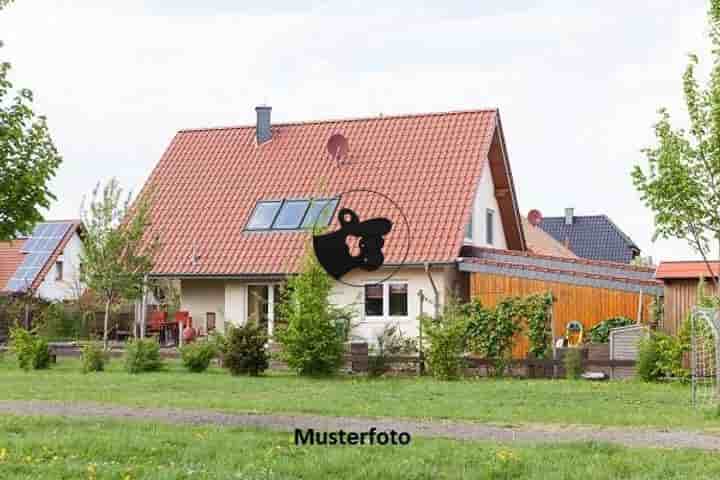 House for sale in 32120 Hiddenhausen