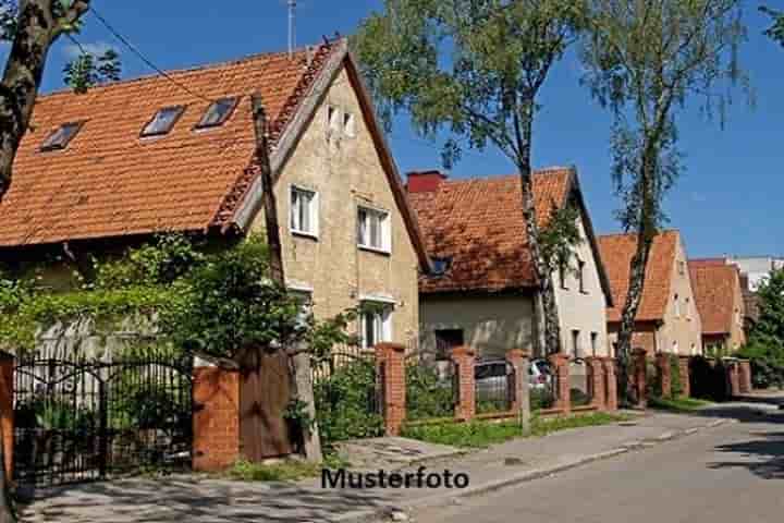 House for sale in 06688 Weißenfels