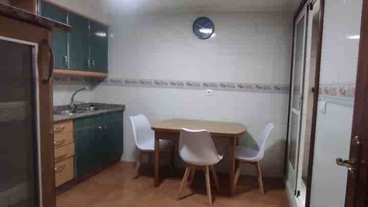 Apartamento para arrendar em Cangas