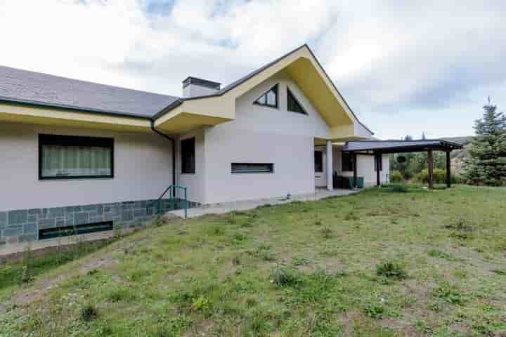 House for sale in Villafranca del Bierzo