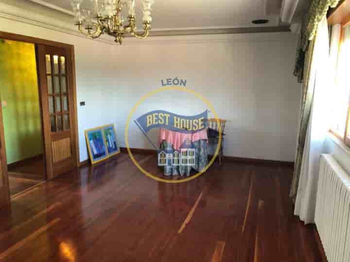 Casa para venda em Villaquilambre