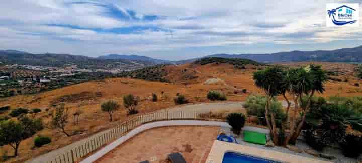 House for sale in Viñuela
