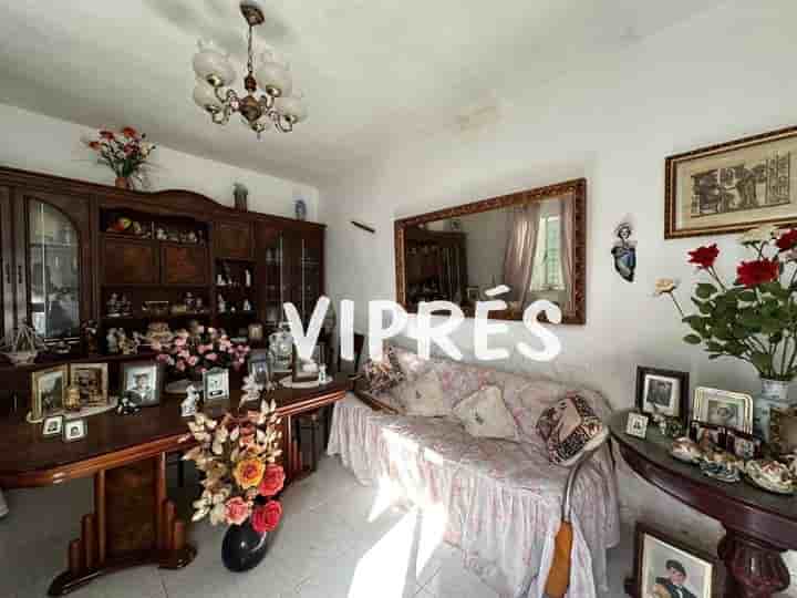 House for sale in Valverde de Mérida