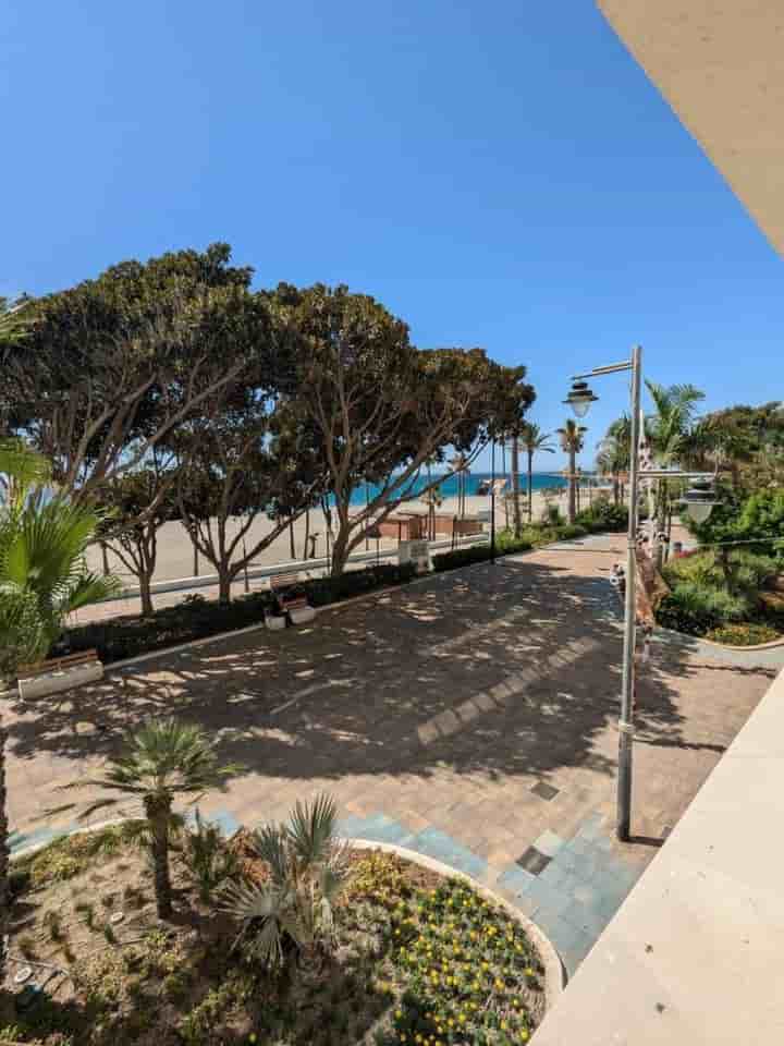 Apartamento en venta en Estepona