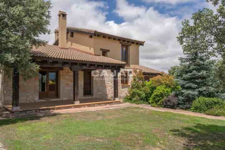 Casa in vendita a Fresno de Cantespino