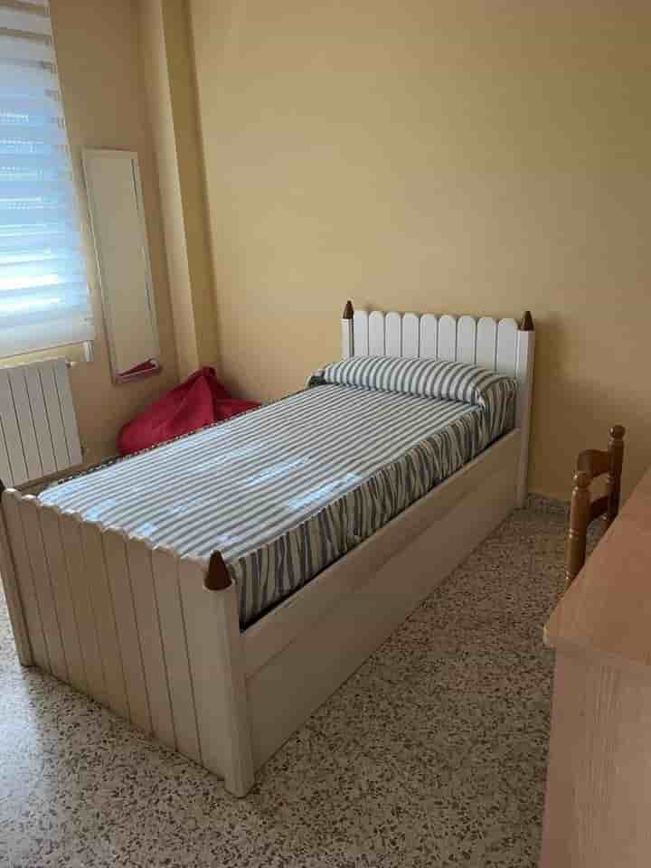 Apartment for rent in Angustias-Chana-Encina