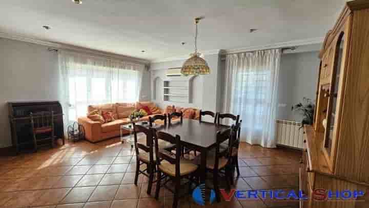 Apartment for rent in Albacete