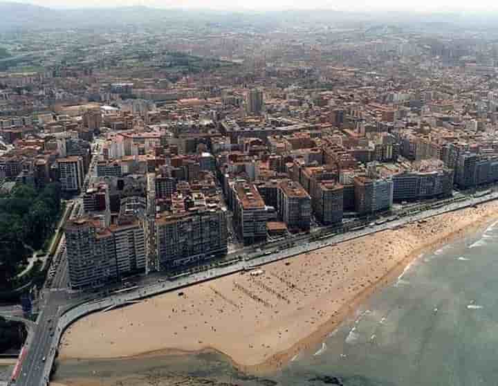 Wohnung zur Miete in Gijón