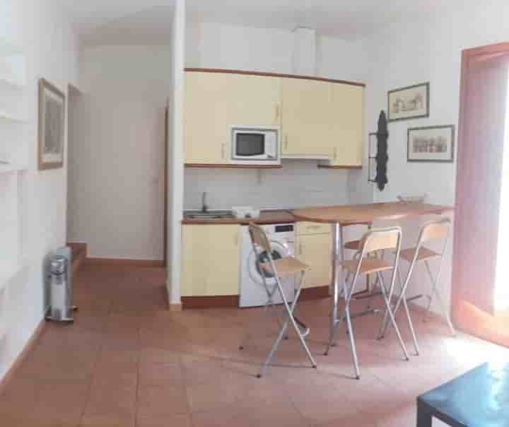 Apartment for rent in Zaragoza