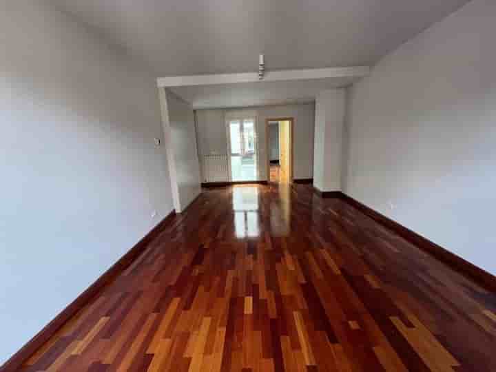 Apartment for rent in Zaragoza