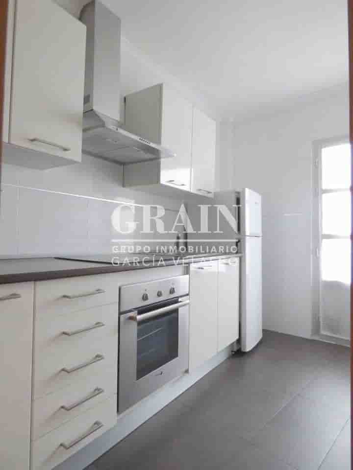 Apartamento para arrendar em Albacete