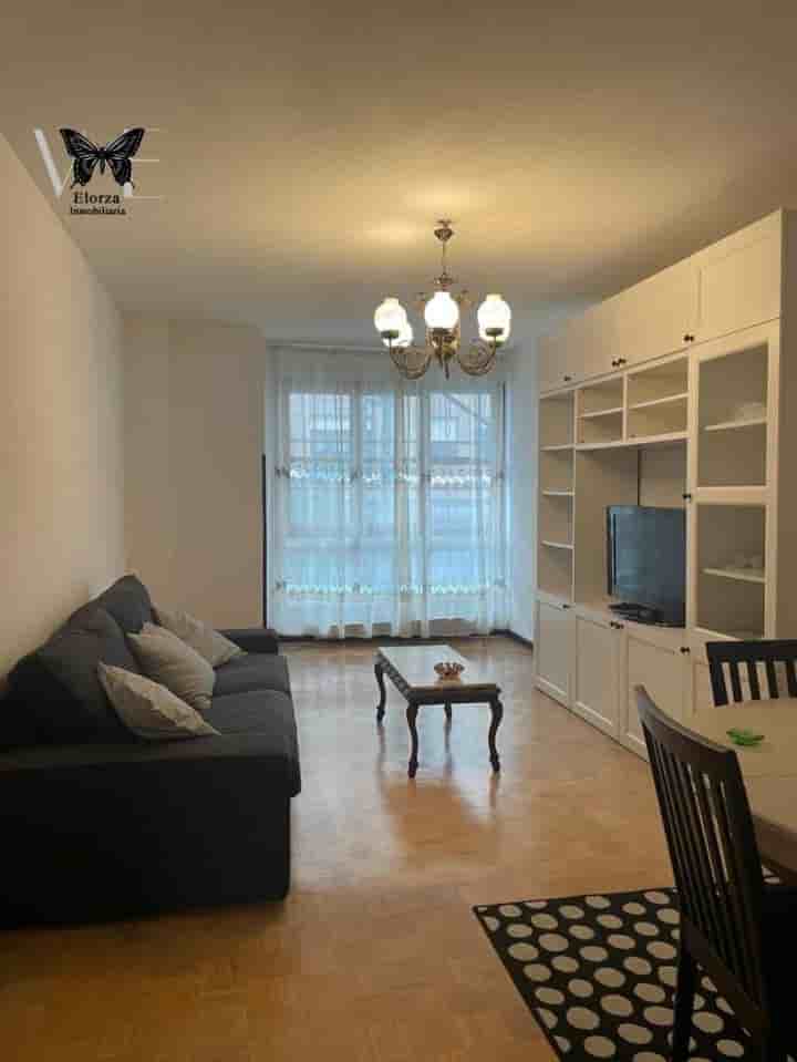 Apartamento para arrendar em Oviedo