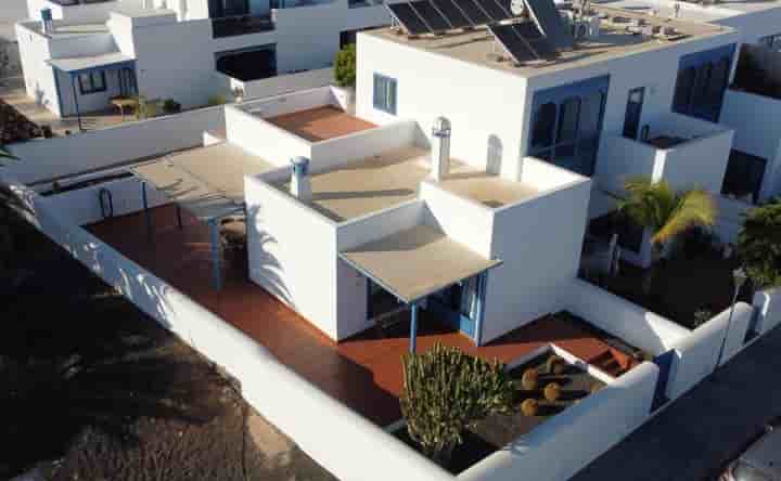 House for sale in Yaiza