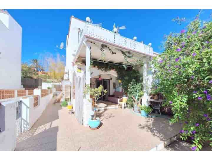 House for sale in La Duquesa