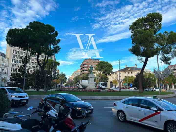 Lägenhet till salu i Madrid