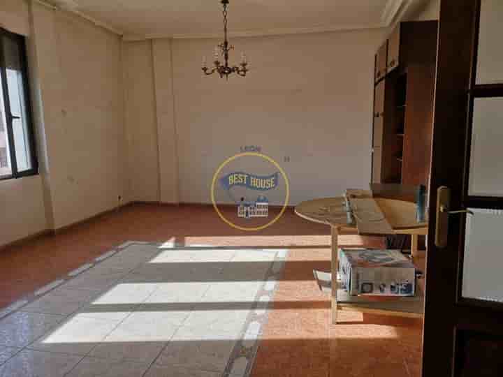 Apartment for sale in León