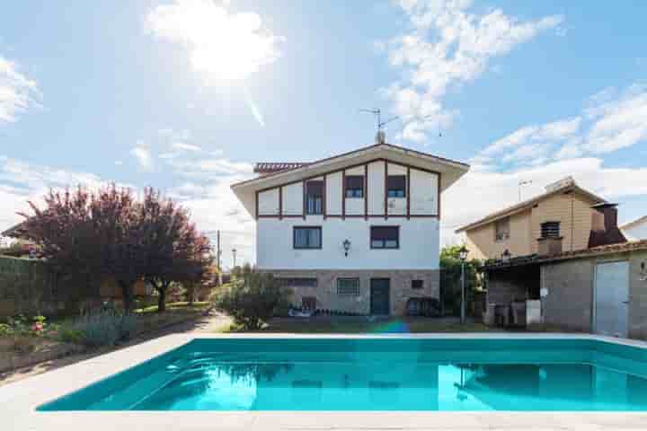 Casa para venda em Alberite