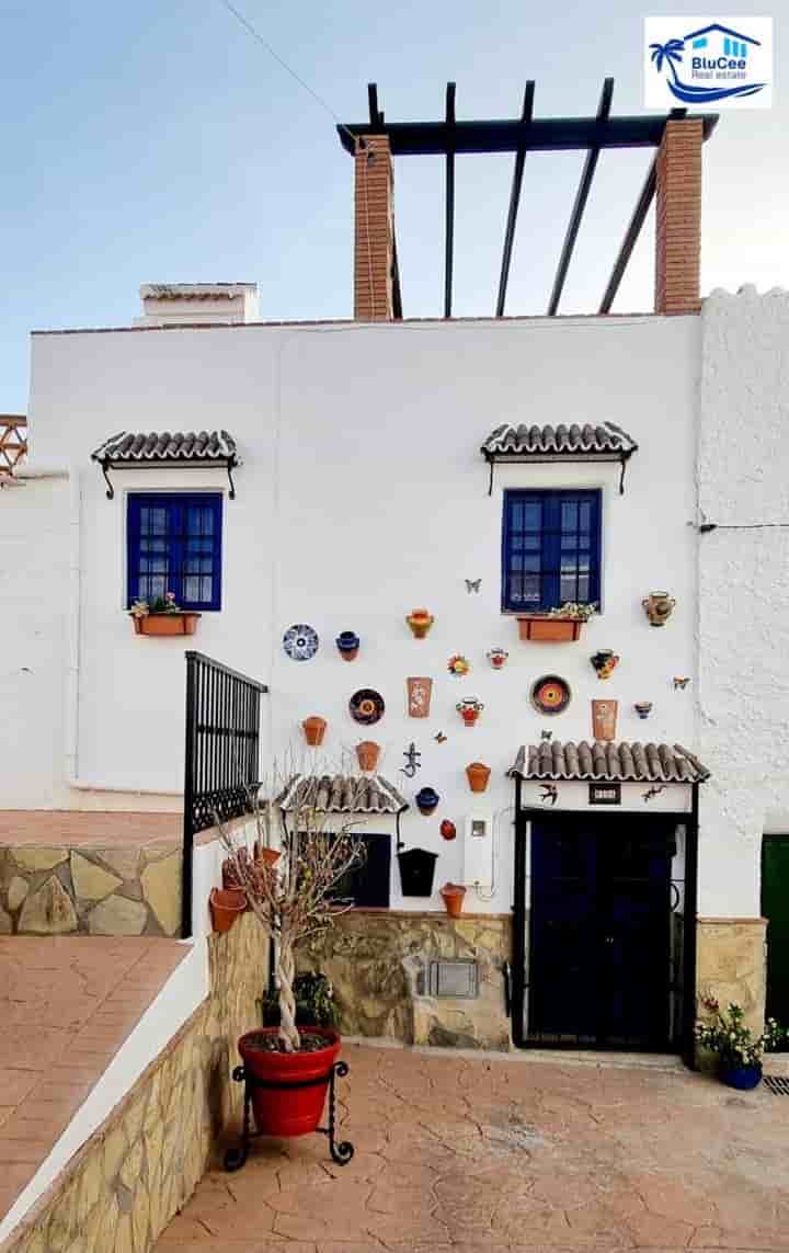 Casa en venta en Viñuela