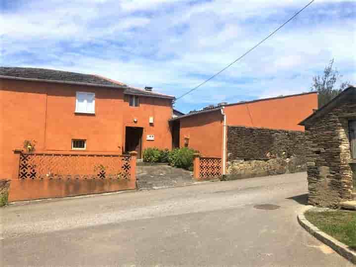 House for sale in Trabada