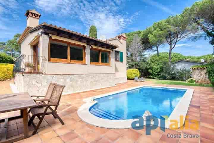 Casa en venta en Golf Costa Brava - Bufaganyes