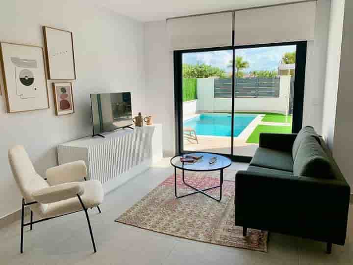 House for sale in Roda