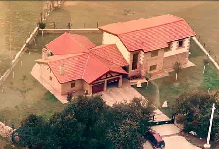 Casa para venda em Campoo de Enmedio