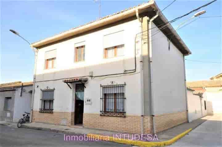 Casa en venta en Buñuel