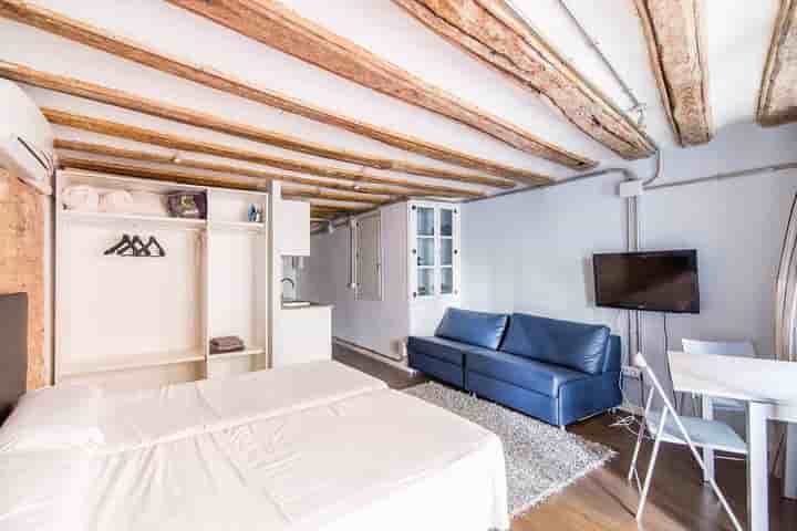 Apartment for rent in El Casc Antic