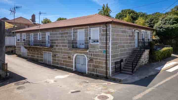 Maison à vendre à A Limia