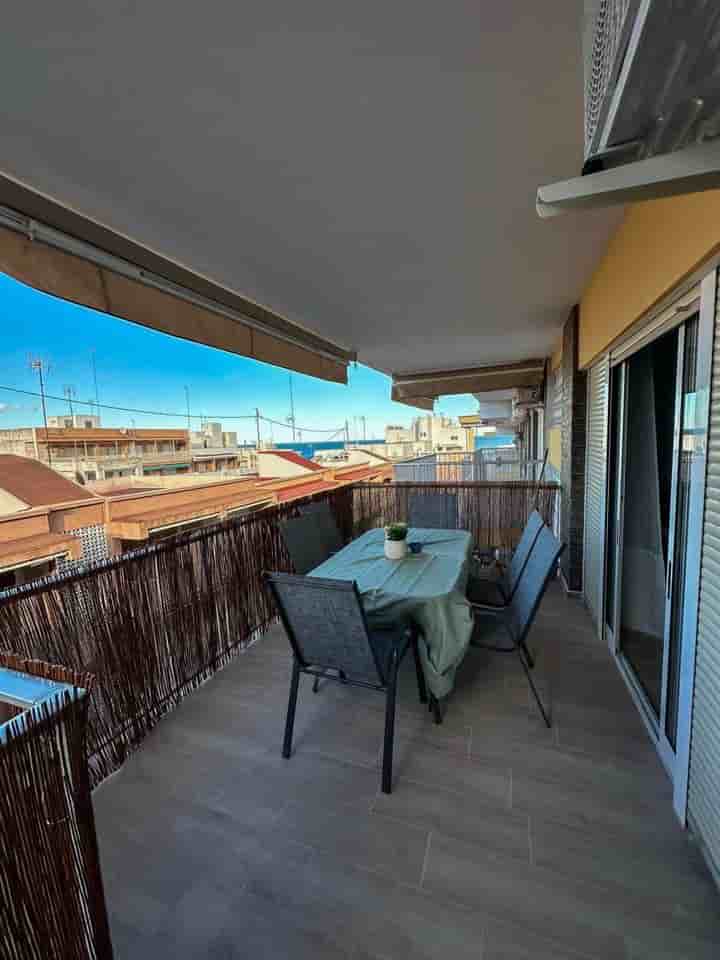 Apartamento para arrendar em Guardamar Playa