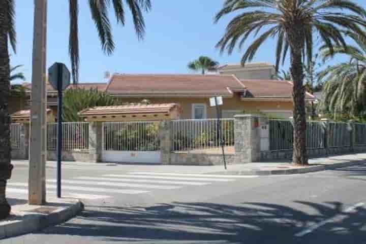 Casa en venta en Orihuela Costa