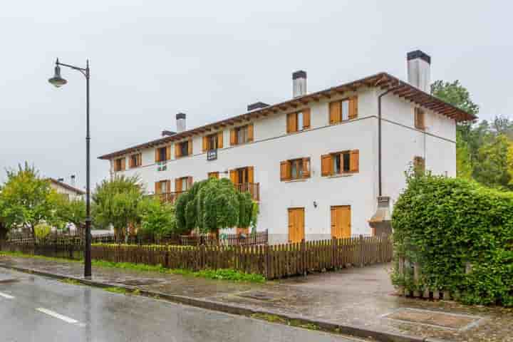 Apartamento para venda em Basaburua