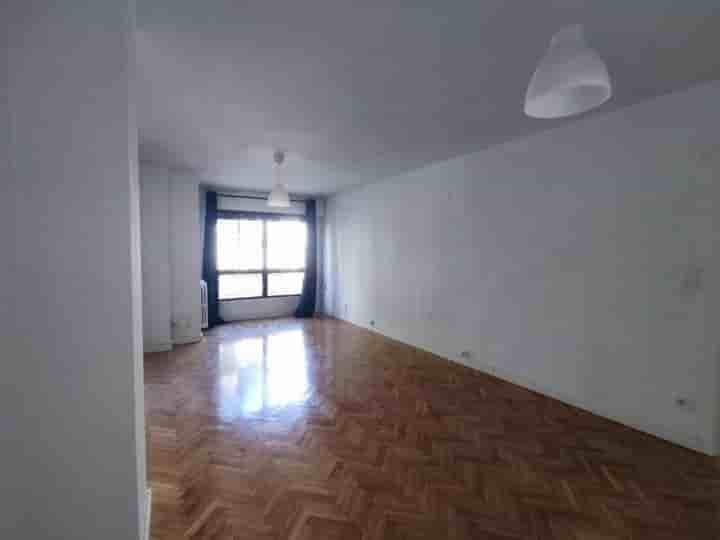 Apartment for rent in Zaragoza