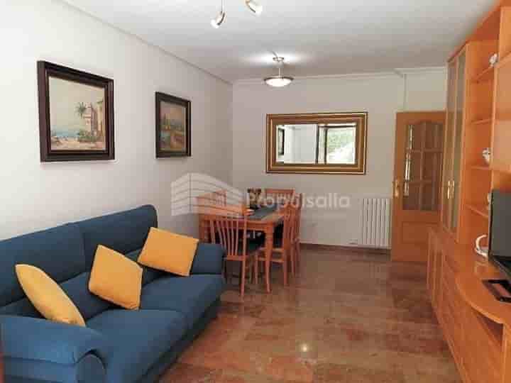 Apartment for rent in Zaragoza