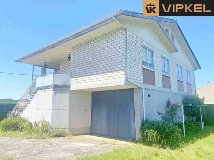 House for sale in O Pino