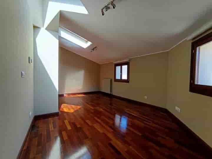 Apartment for rent in Zaragoza