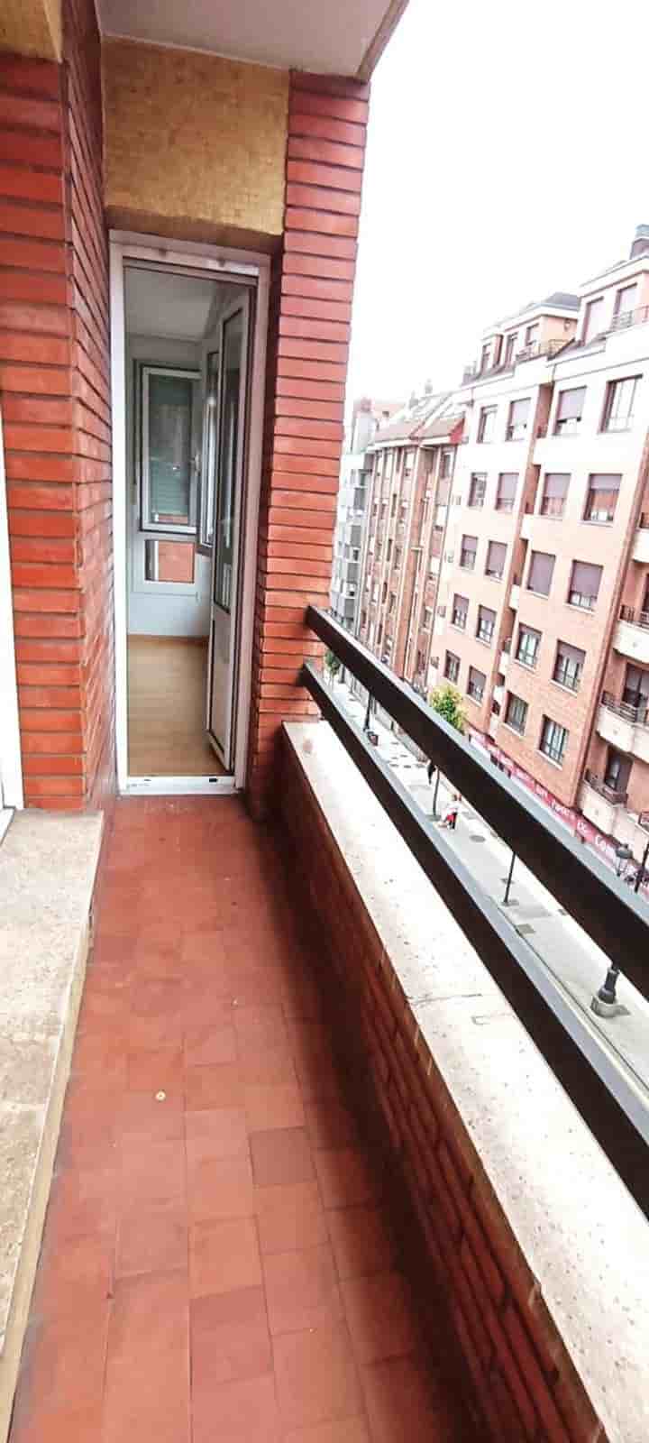 Apartment for sale in Oviedo