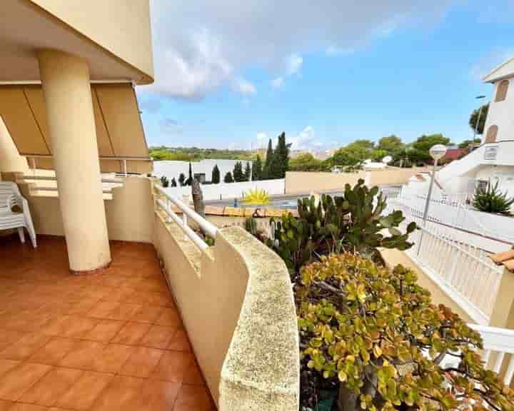 Apartamento en alquiler en Aguamarina