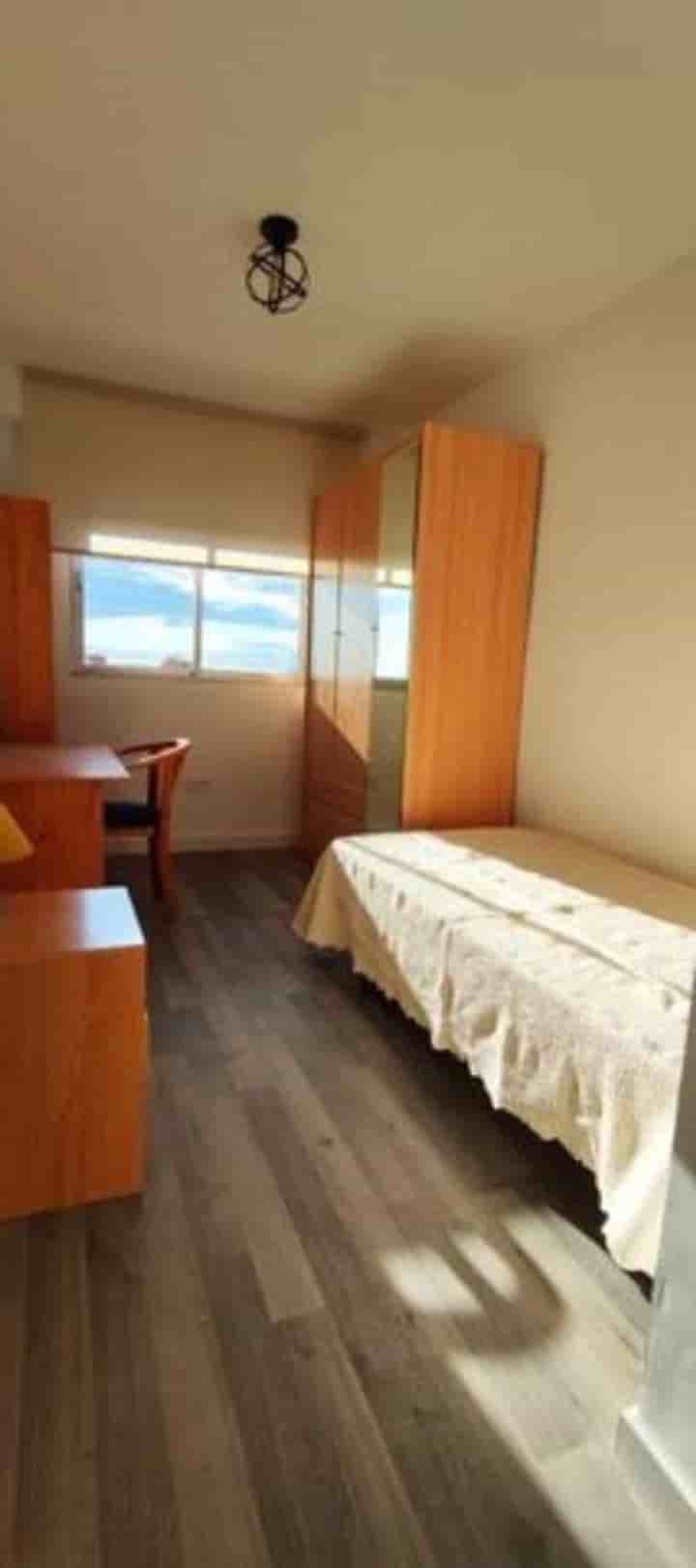 Apartamento en alquiler en Cartuja