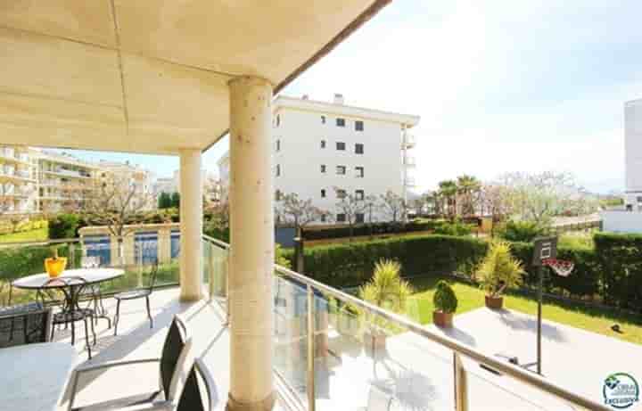 Apartamento en venta en Roses